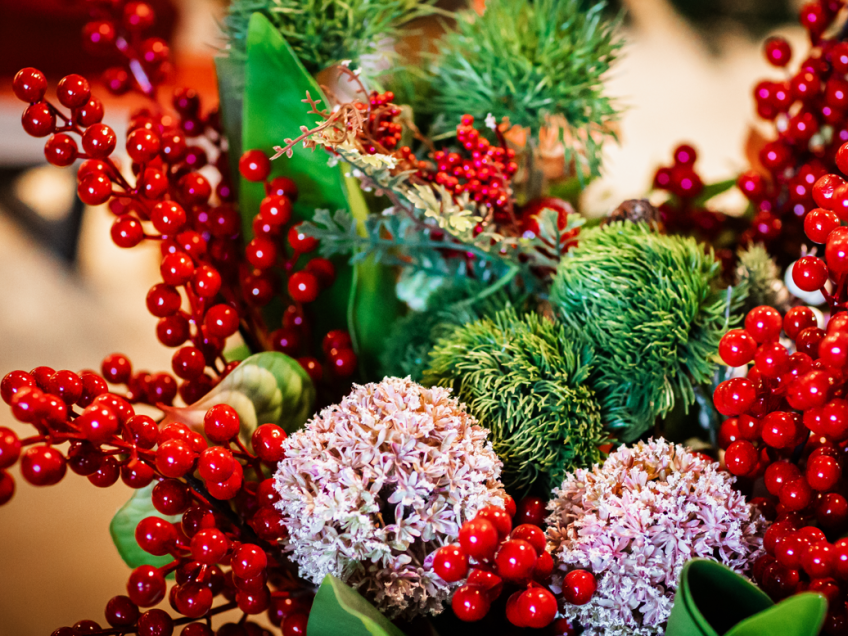 Как ухаживать за букетами в зимнее время: секреты долгой свежести